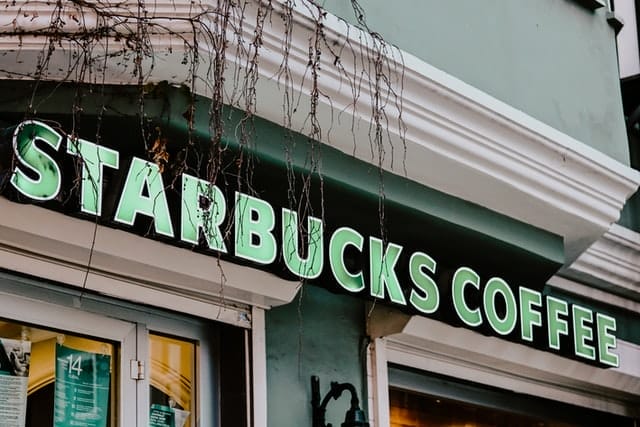 Starbuck brand positioning drives its customer loyalty