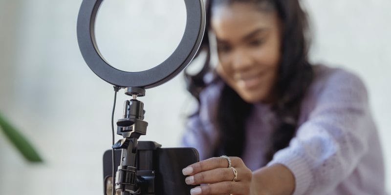How To Become An Influencer: 9 Steps To Follow To Become An Online Power Influencer How to Become An Influencer: 9 Steps to Follow to Becoming A Power online Influencer
